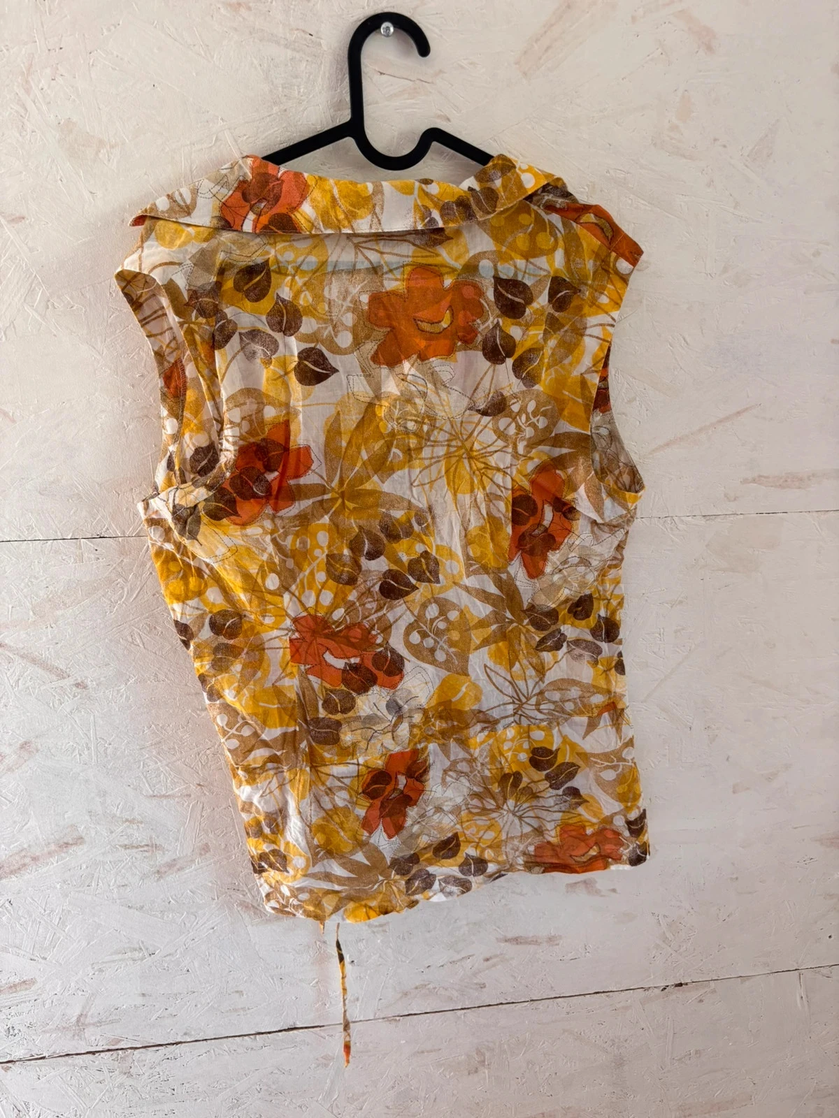Zijden blouse zonder mouwen met ronde hals en bloemmotieven Affinités (Armand Thiery) Maat 42 (geschat) – photo 7
